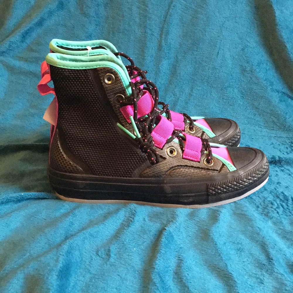 Converse Tech Hiker with fuschia and teal accents